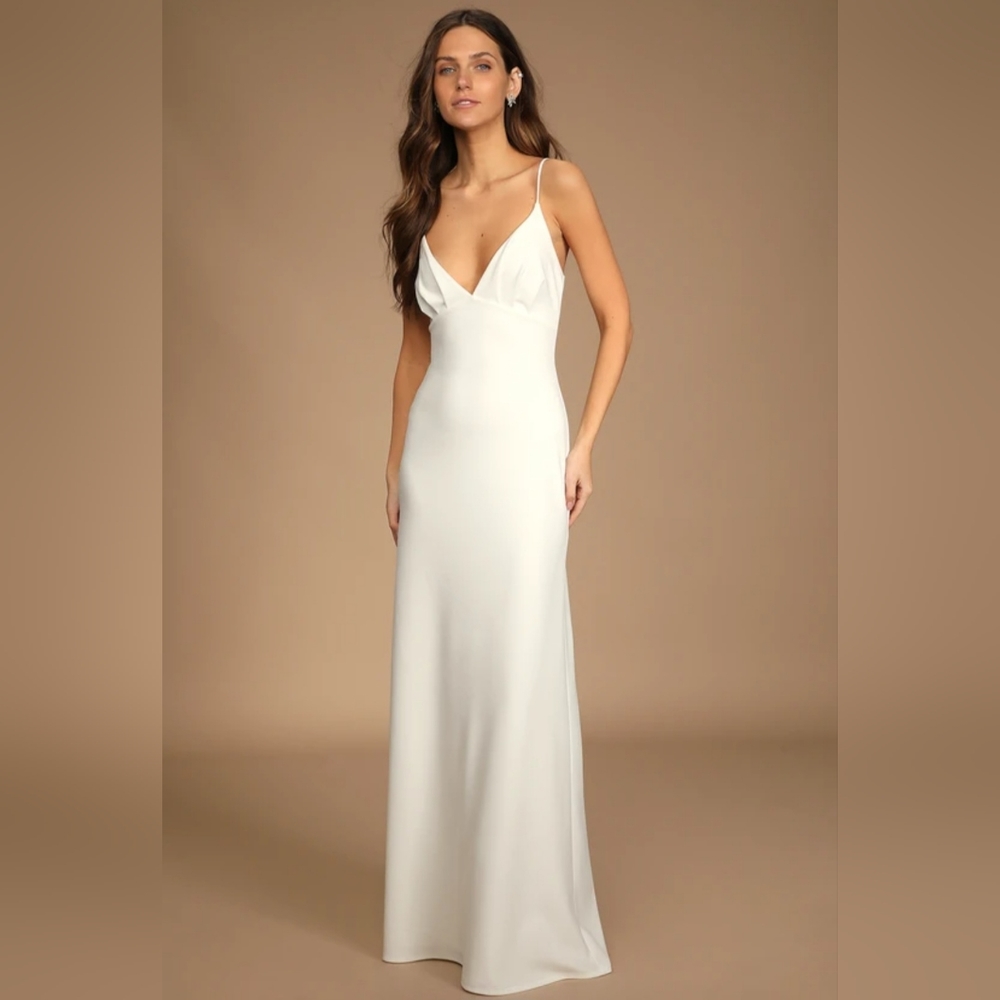White long dress from Lulus. Brand new. It is medium size.